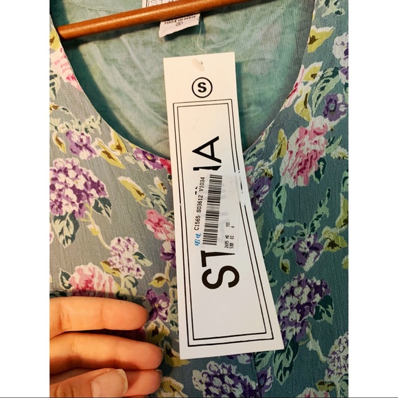 VTG Floral Dress - Picture 7 of 8